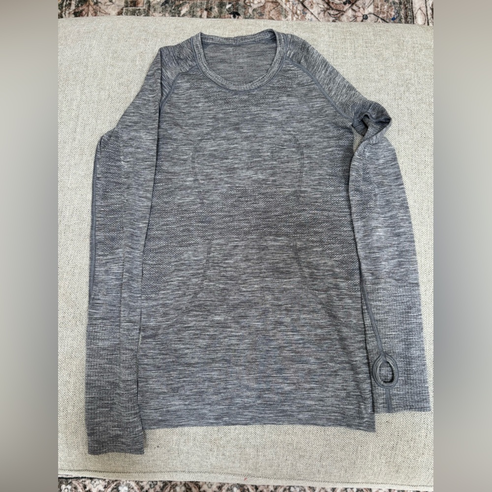 lululemon athletica Gray Heathered Long Sleeve Swiftly Tech